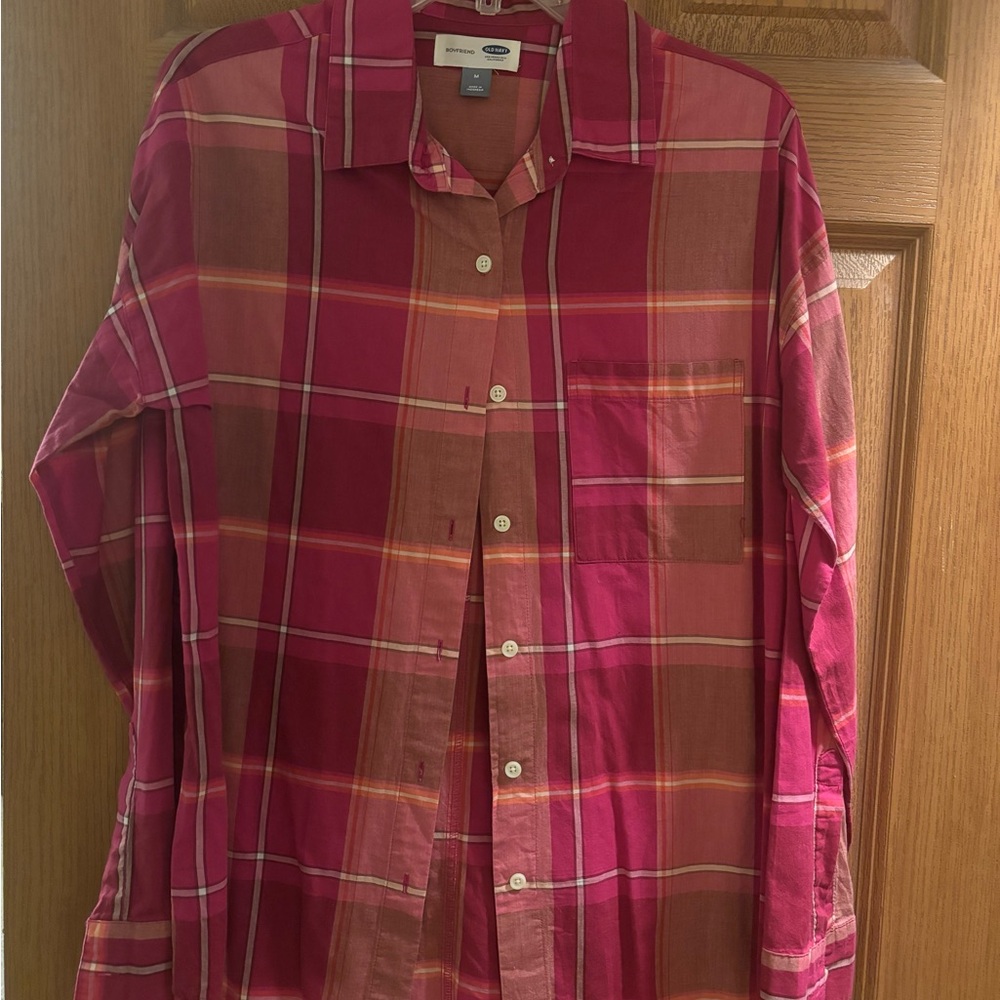 Old Navy size medium plaid button down shirt.